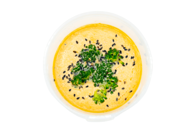 Суп-пюре томатный на кокосовом молоке с брокколи